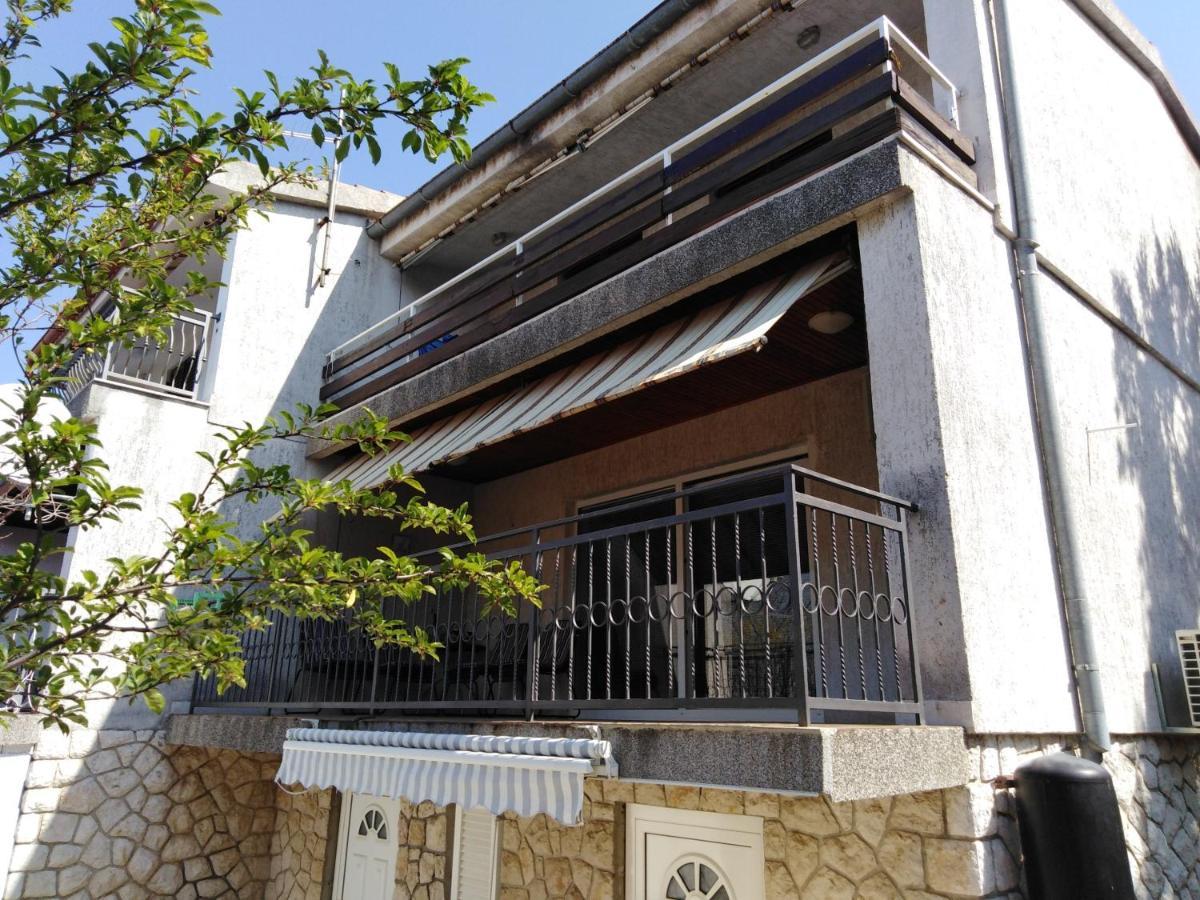 Apartman Mimi Klenovica Exterior photo